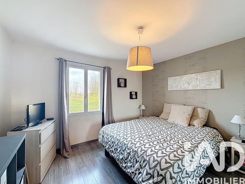 Maison - 93 m² - 5 pièces