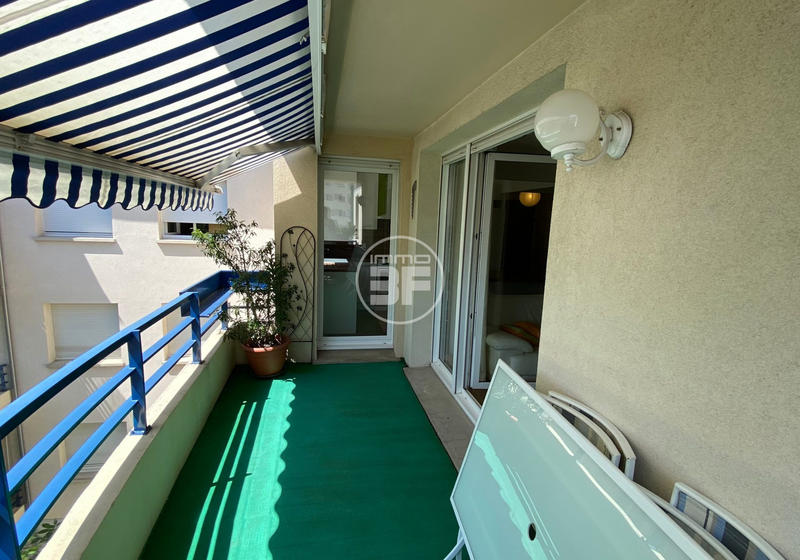 Appartement - 125 m² - 5 pièces