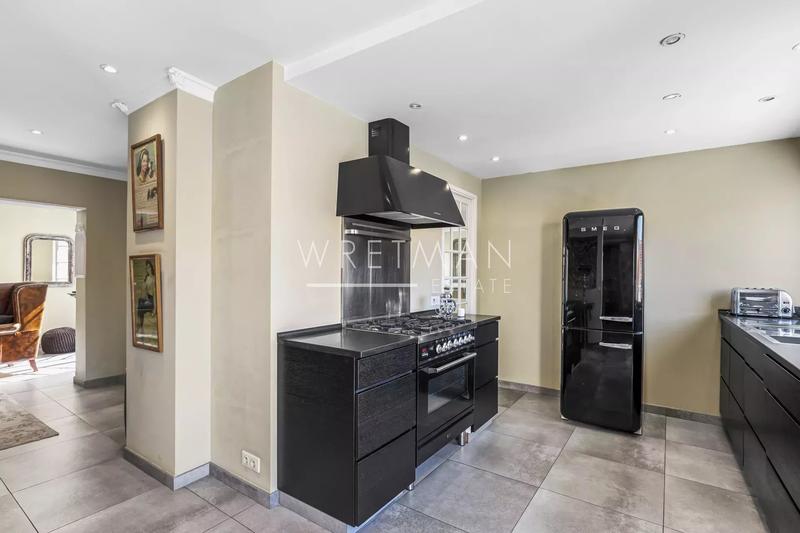 Appartement - 126 m² - 4 pièces