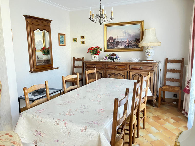 Maison - 104 m² - 6 pièces