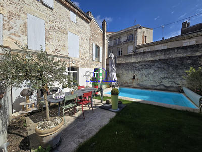 Maison ancienne - 202 m² - 5 pièces