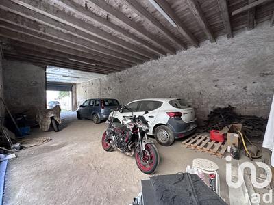 Maison - 185 m² - 5 pièces