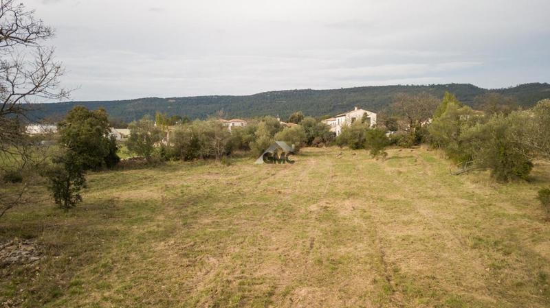 Terrain de lotissements - 855 m²