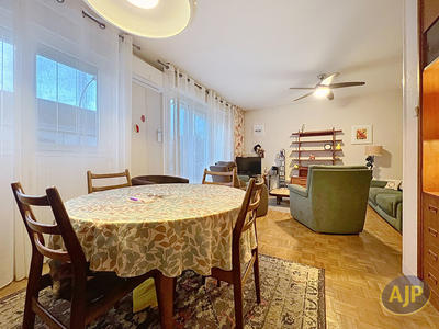 Appartement - 81 m² - 4 pièces