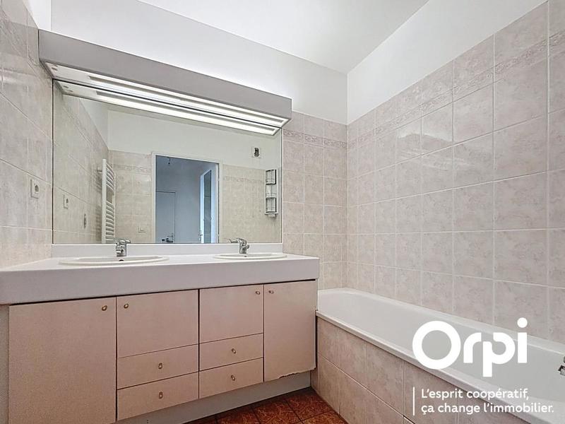 Appartement - 107 m² - 4 pièces