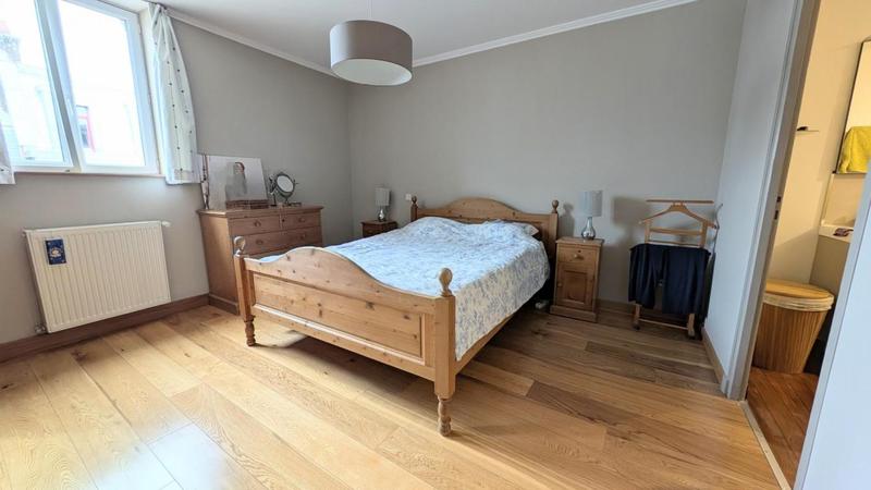 Appartement - 202 m² - 5 pièces