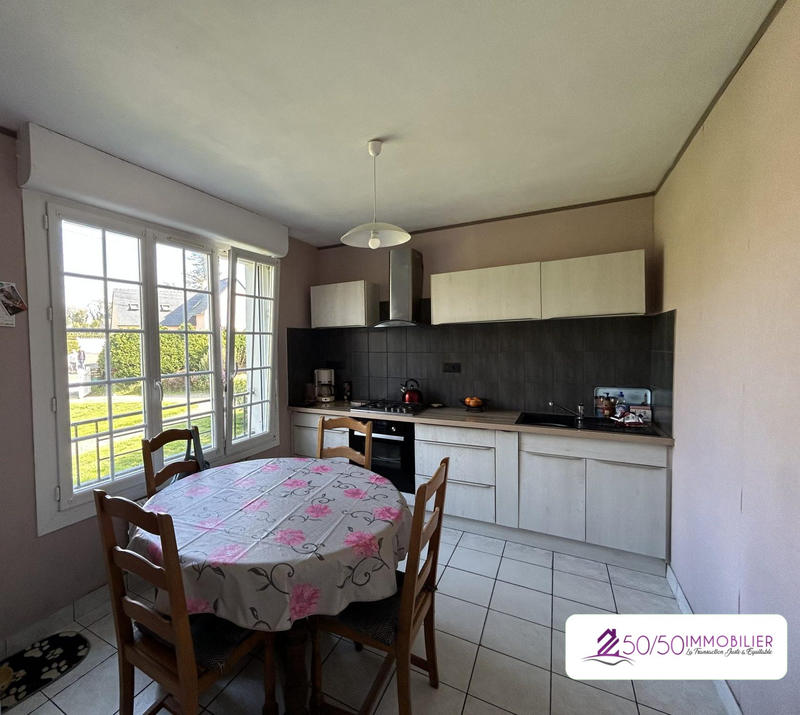 Maison traditionnelle - 118 m² - 7 pièces