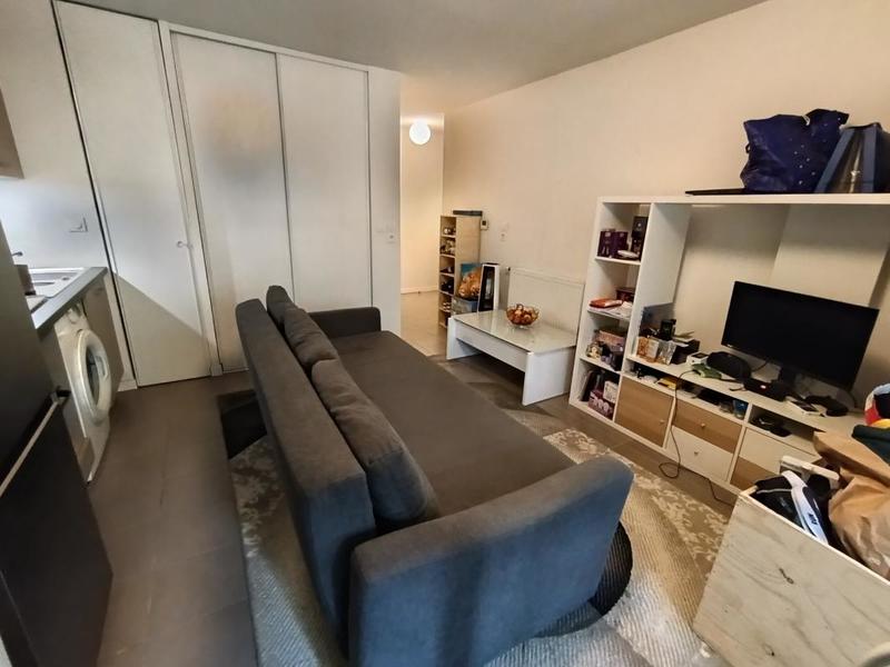 Studio - 24 m² - 1 pièce