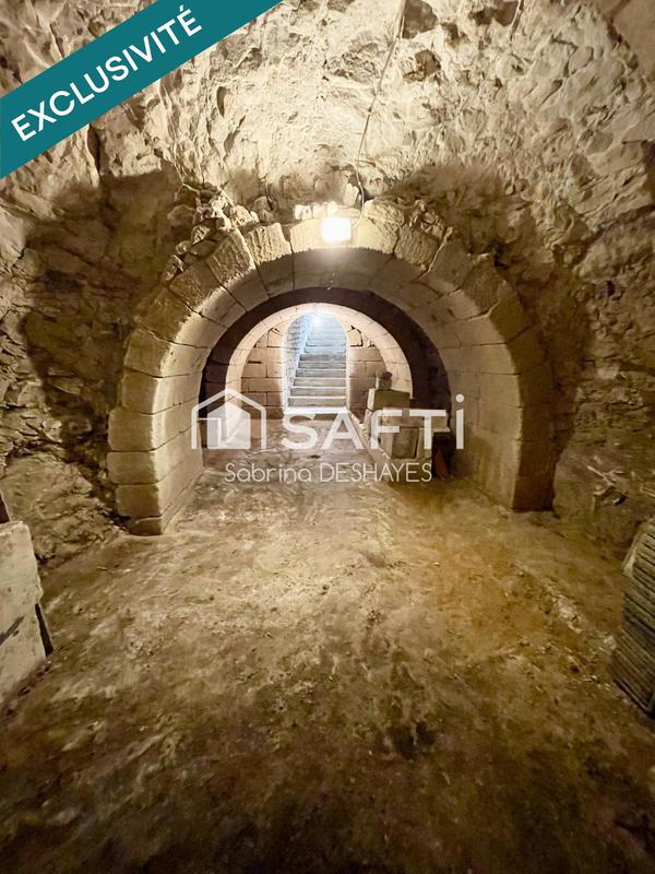 Maison - 180 m² - 9 pièces