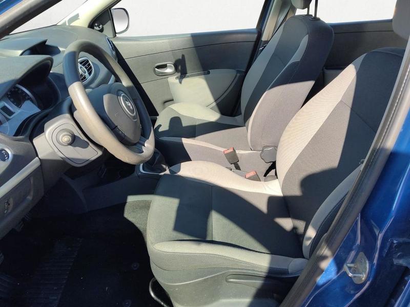 Renault Clio III 1.2 16v 75 Pack Clim