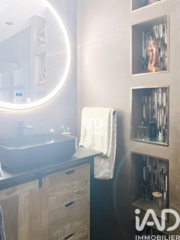 Maison - 96 m² - 6 pièces