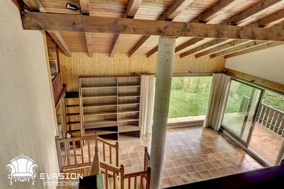 Châlet - 200 m² - 8 pièces