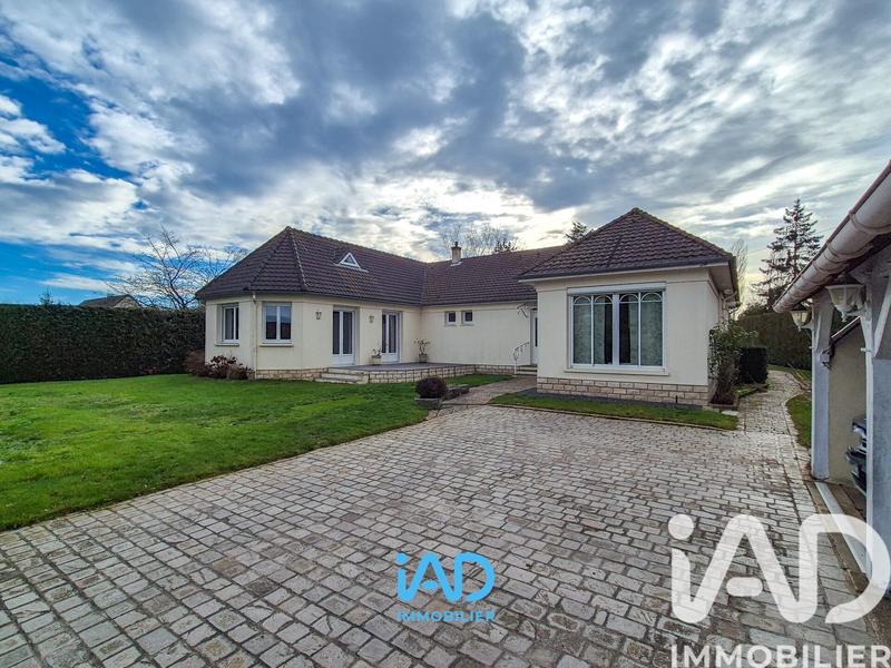 Maison - 166 m² - 10 pièces