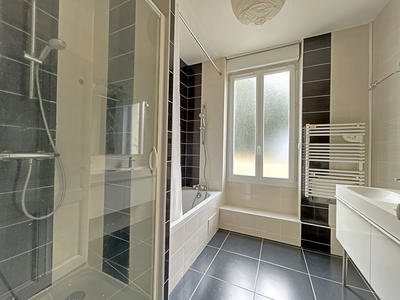 Appartement - 110 m² - 4 pièces