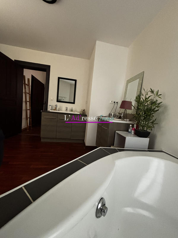 Maison - 118 m² - 4 pièces