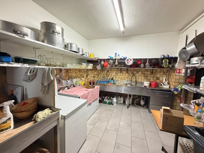 Local commercial - 100 m²