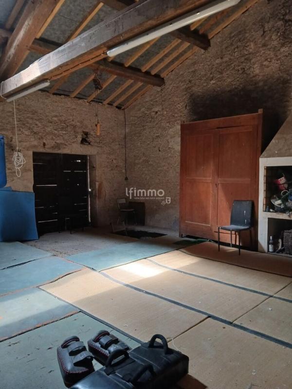 Immeuble - 215 m² - 7 pièces