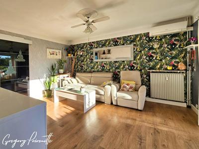 Appartement - 64 m² - 3 pièces