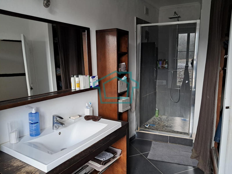 Maison - 140 m² - 6 pièces