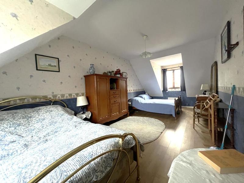 Maison - 197 m² - 6 pièces