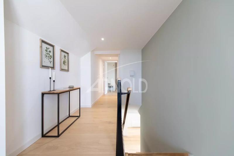 Appartement - 136 m² - 4 pièces