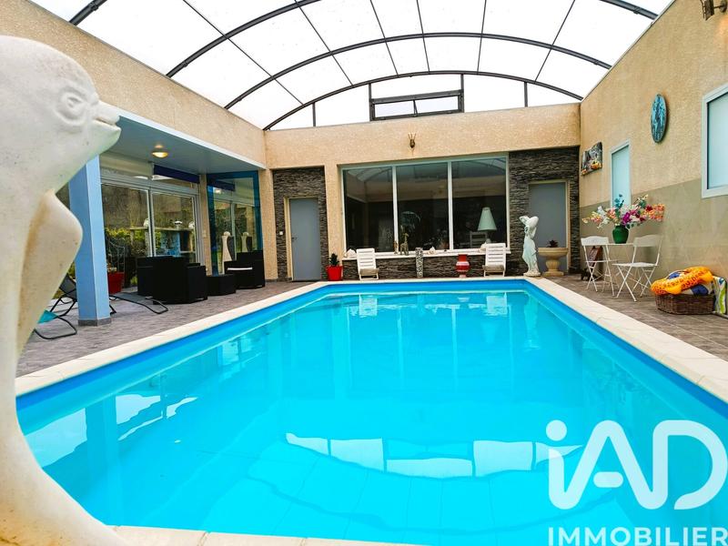 Maison de maîtres - 294 m² - 6 pièces