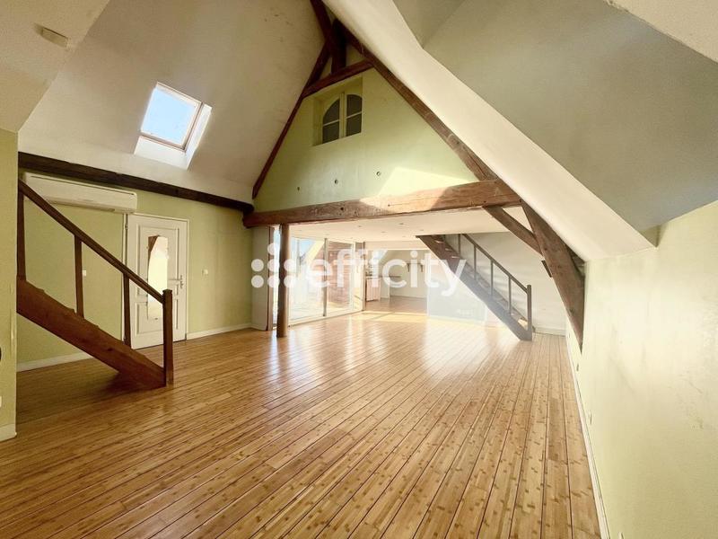 Appartement ancien - 89 m² - 4 pièces