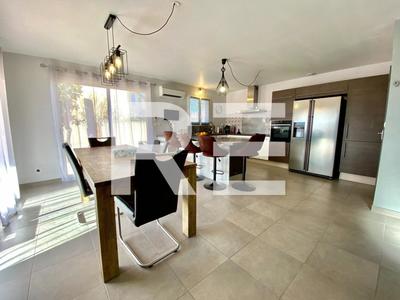 Maison - 132 m² - 5 pièces