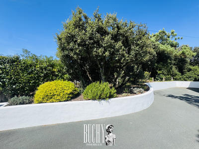 Maison - 180 m² - 6 pièces