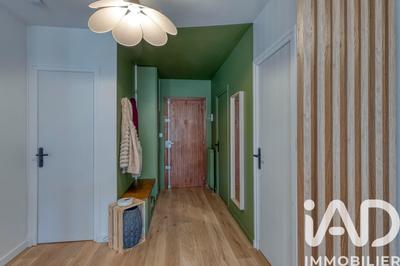 Appartement - 84 m² - 4 pièces