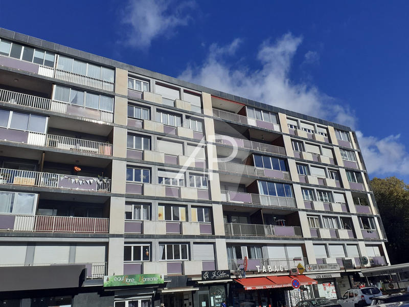 Appartement - 77 m² - 4 pièces