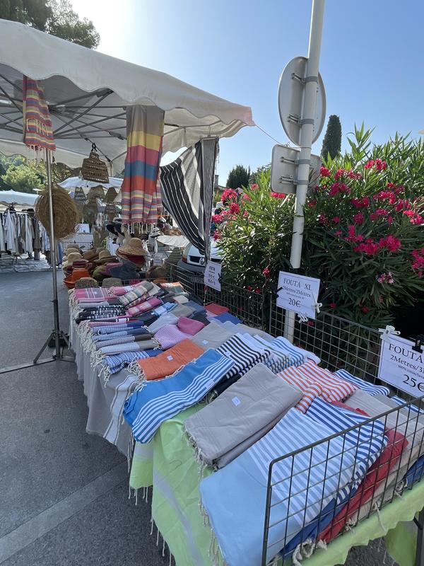 Le Marché bi-hebdomadaire