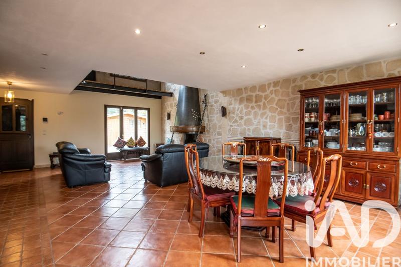 Maison - 187 m² - 6 pièces