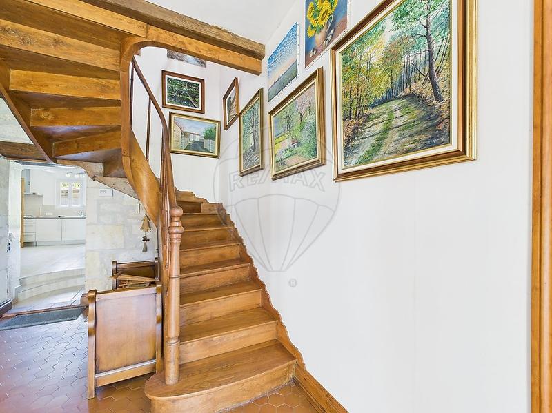 Maison en pierre - 333 m² - 9 pièces