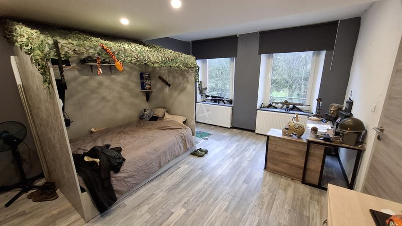 Maison - 205 m² - 7 pièces