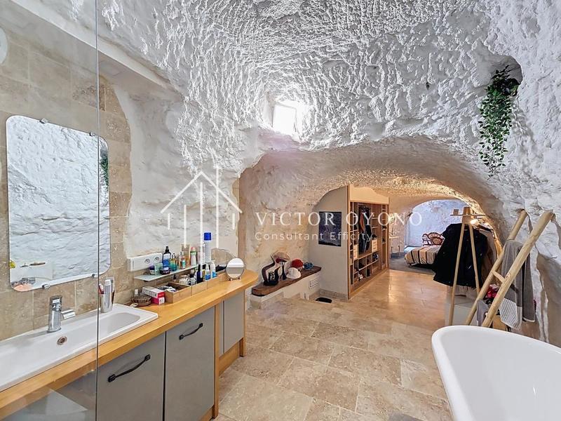 Maison - 208 m² - 6 pièces