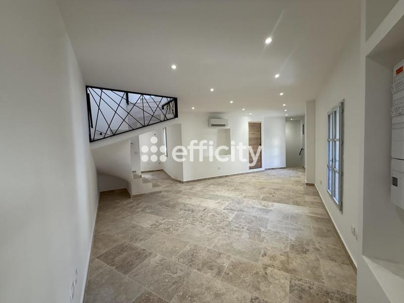 Maison ancienne - 103 m² - 4 pièces