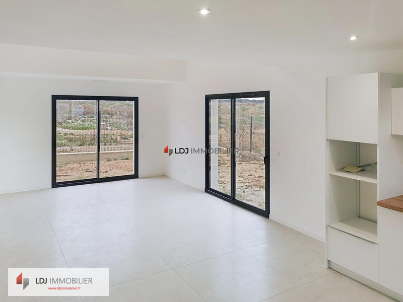 Villa - 99 m² - 4 pièces