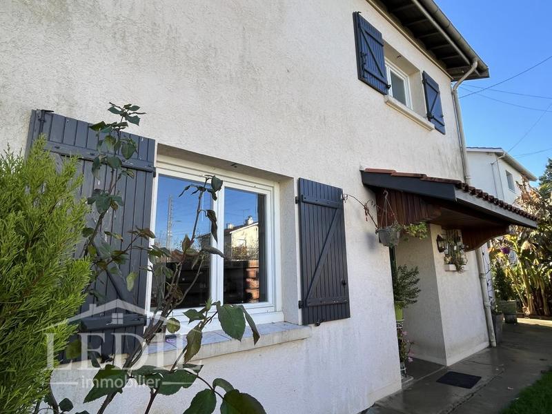 Maison - 91 m² - 4 pièces