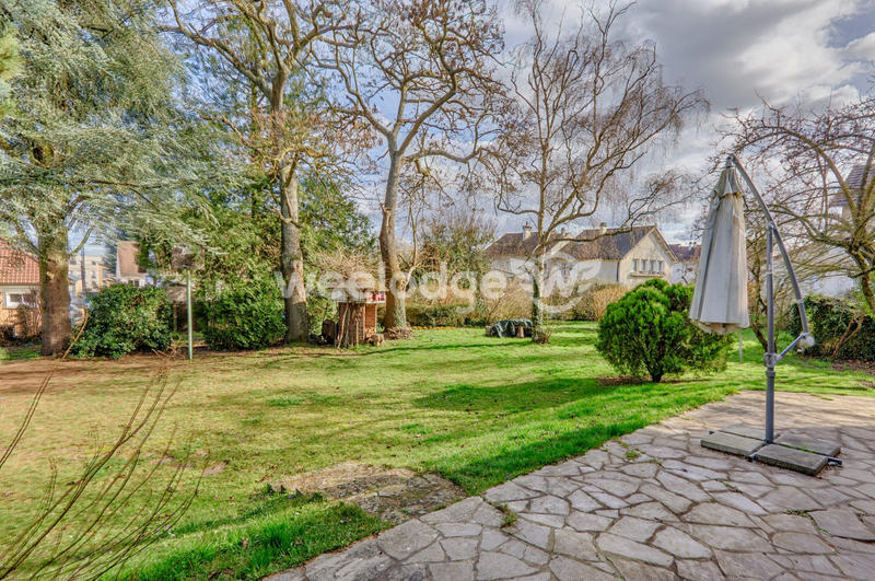 Maison - 188 m² - 7 pièces