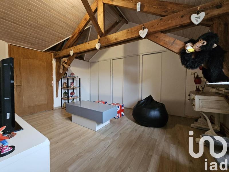 Maison - 218 m² - 5 pièces