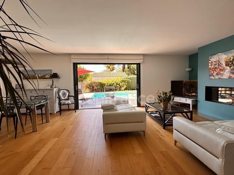 Maison - 163 m² - 5 pièces