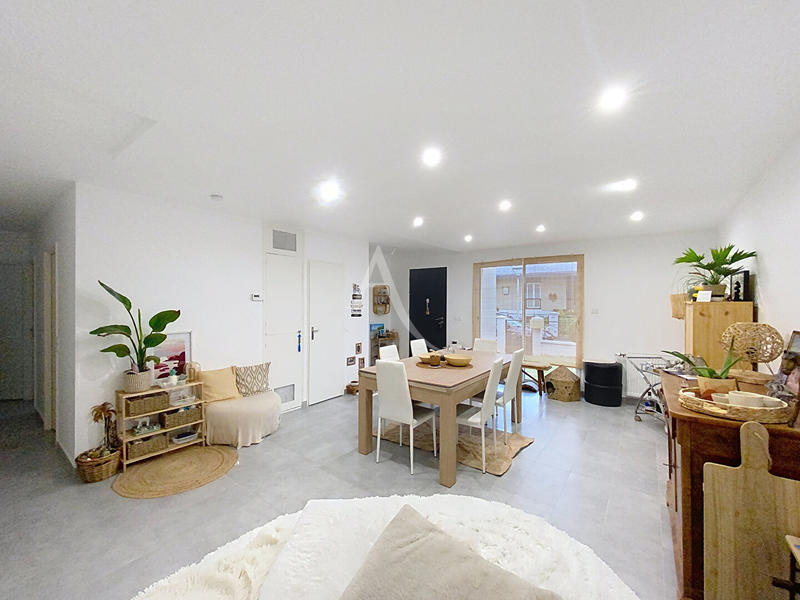 Maison - 89 m² - 4 pièces