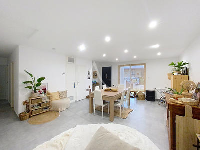 Maison - 89 m² - 4 pièces