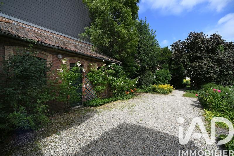 Maison - 240 m² - 8 pièces