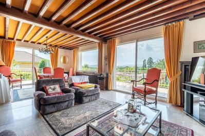 Maison - 170 m² - 5 pièces