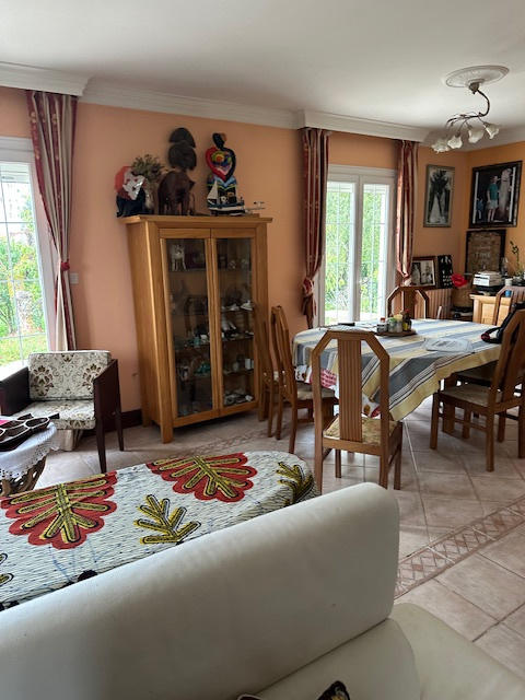 Maison - 106 m² - 4 pièces