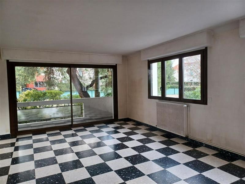 Appartement - 93 m² - 4 pièces