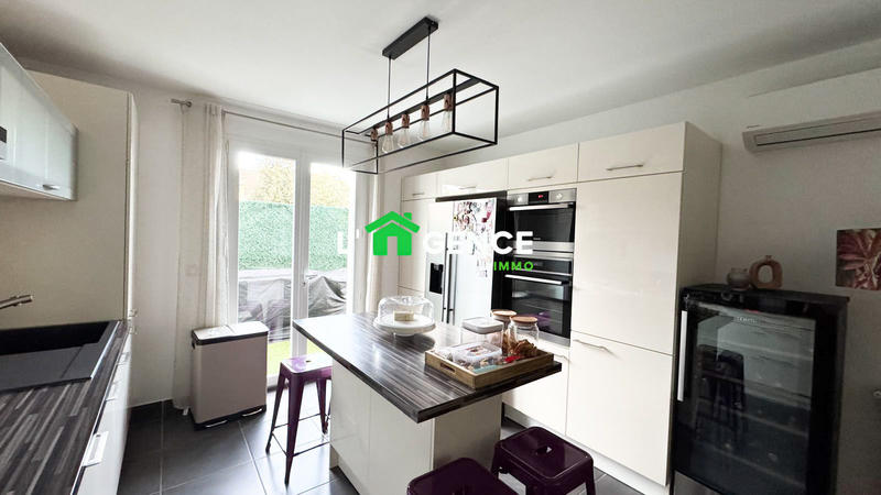 Maison - 101 m² - 4 pièces