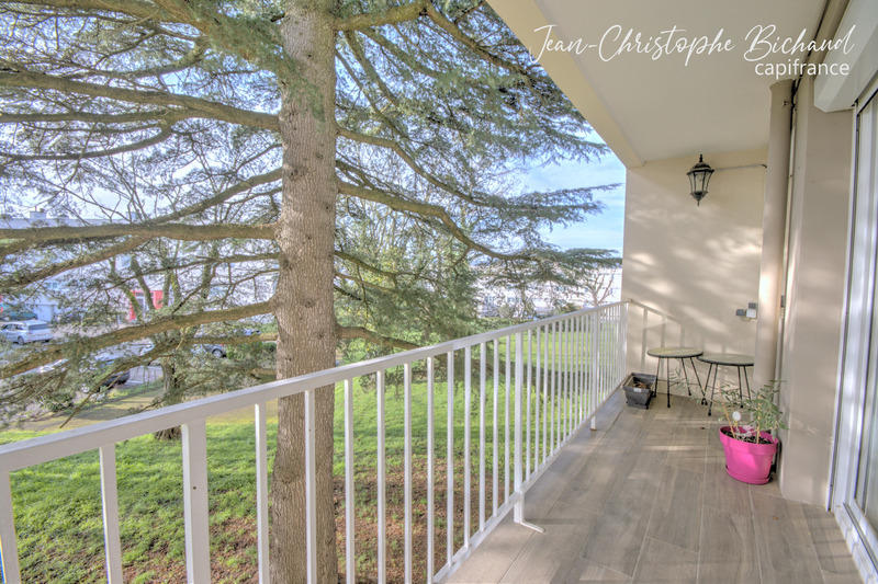 Appartement - 93 m² - 4 pièces